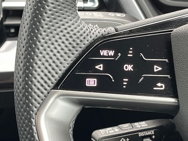 Used Audi Q4 e-tron 2023 for sale - 76212097: Photo 27