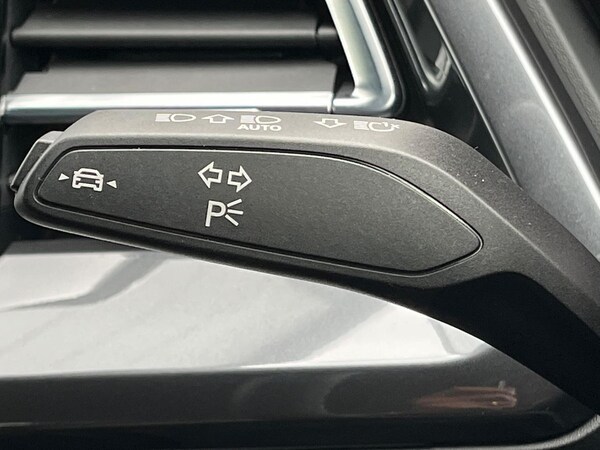 Used Audi Q4 e-tron 2023 for sale - 76212097: Photo 28
