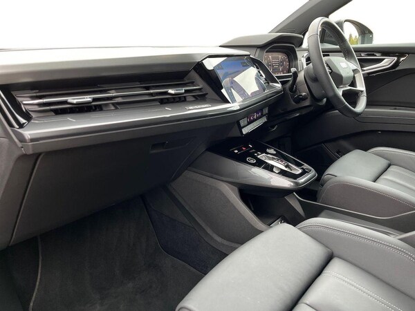 Used Audi Q4 e-tron 2023 for sale - 76212097: Photo 7