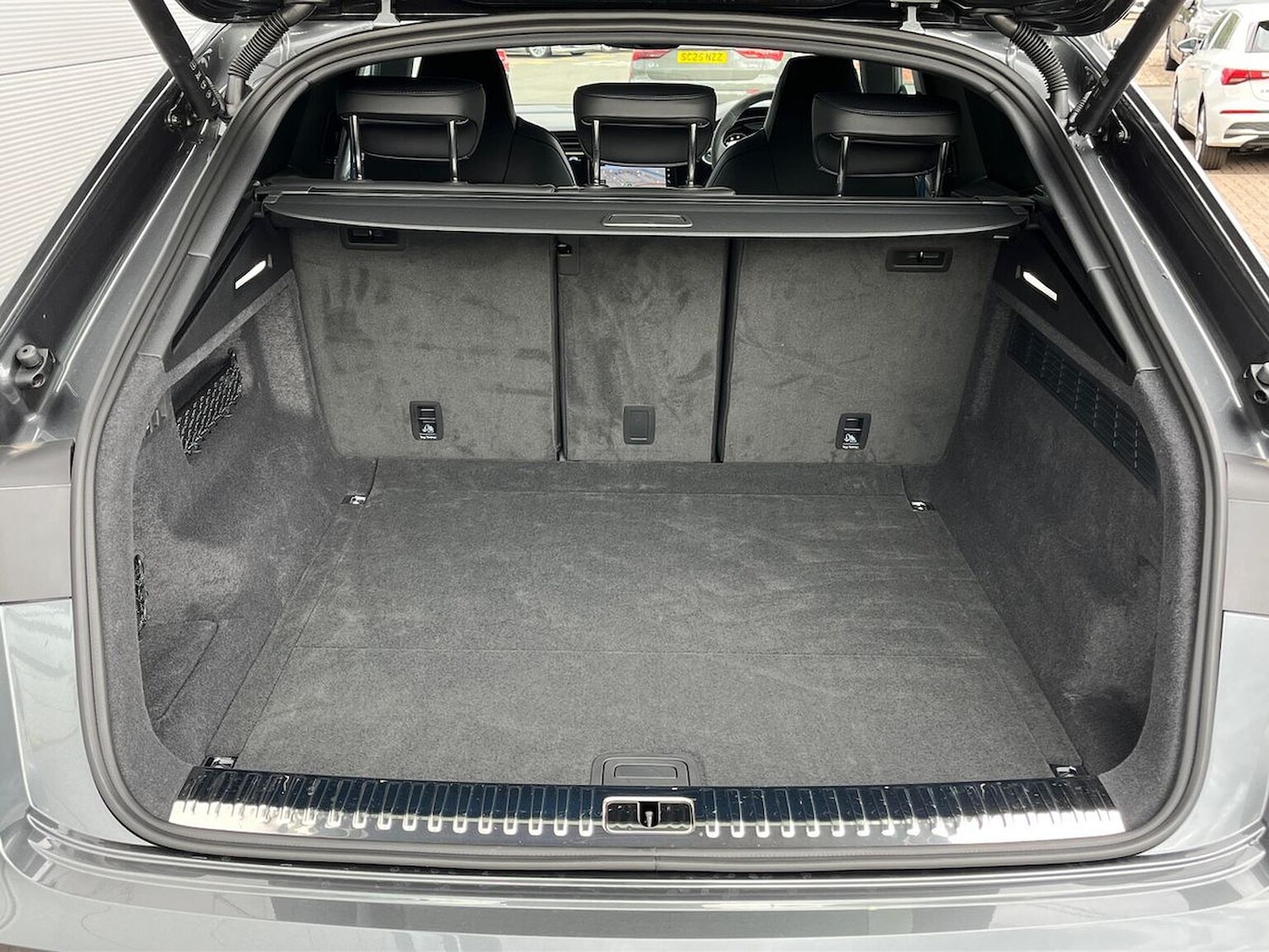 Used Audi RS Q8 2025 for sale - 76794851: Photo 17