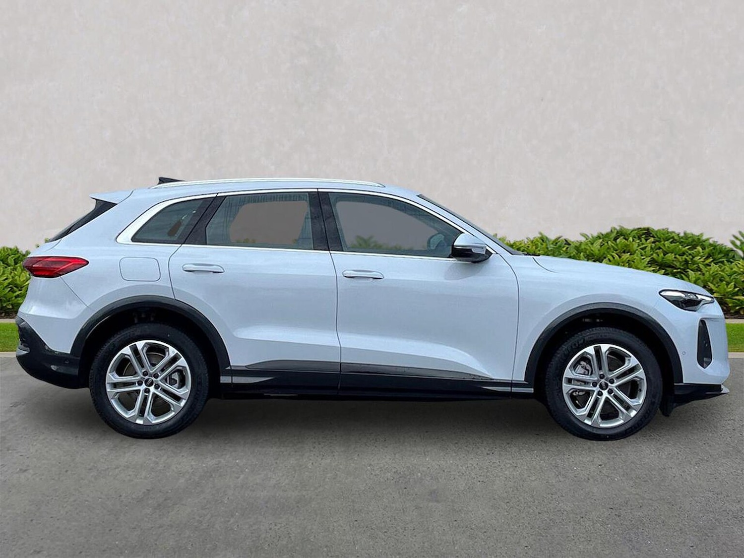 Used Audi Q5 2025 for sale - 77489090: Photo 3