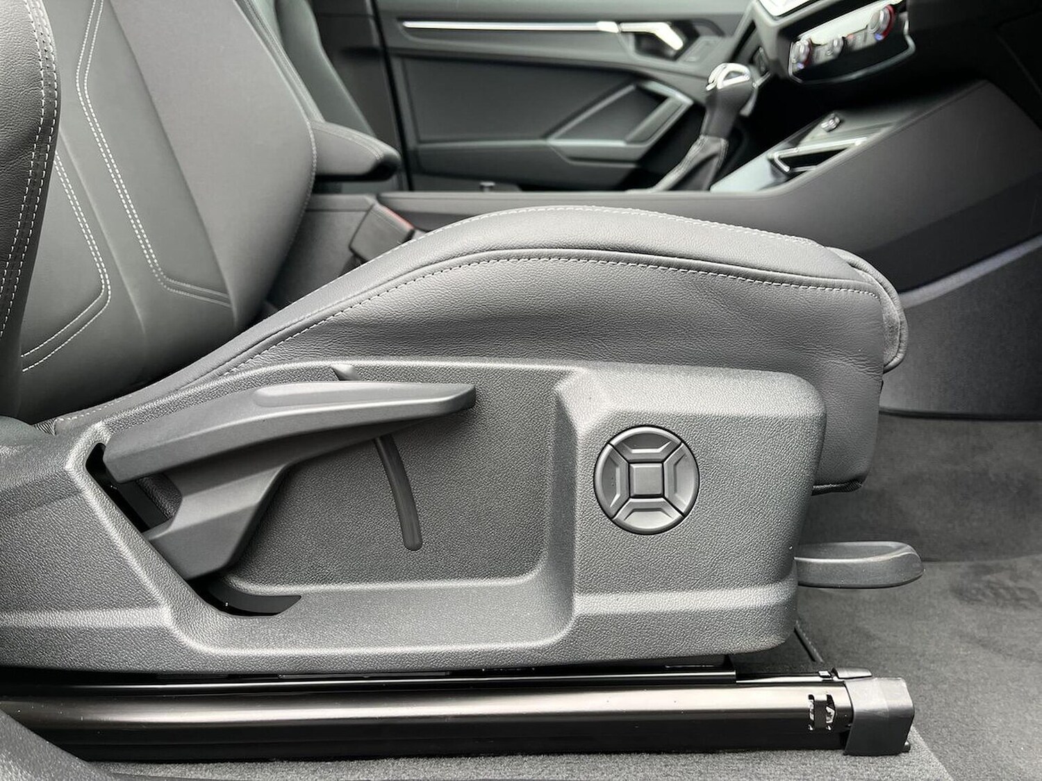 Used Audi Q3 2024 for sale - 76070125: Photo 30