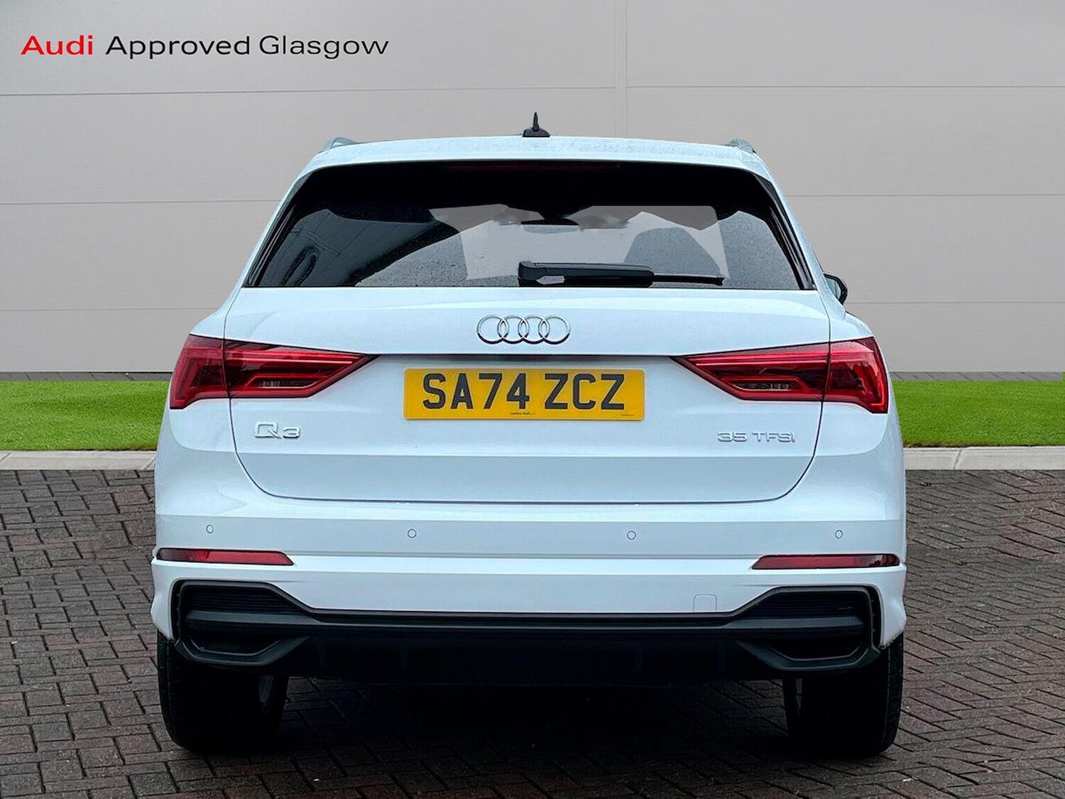 Used Audi Q3 2024 for sale - 76070125: Photo 4