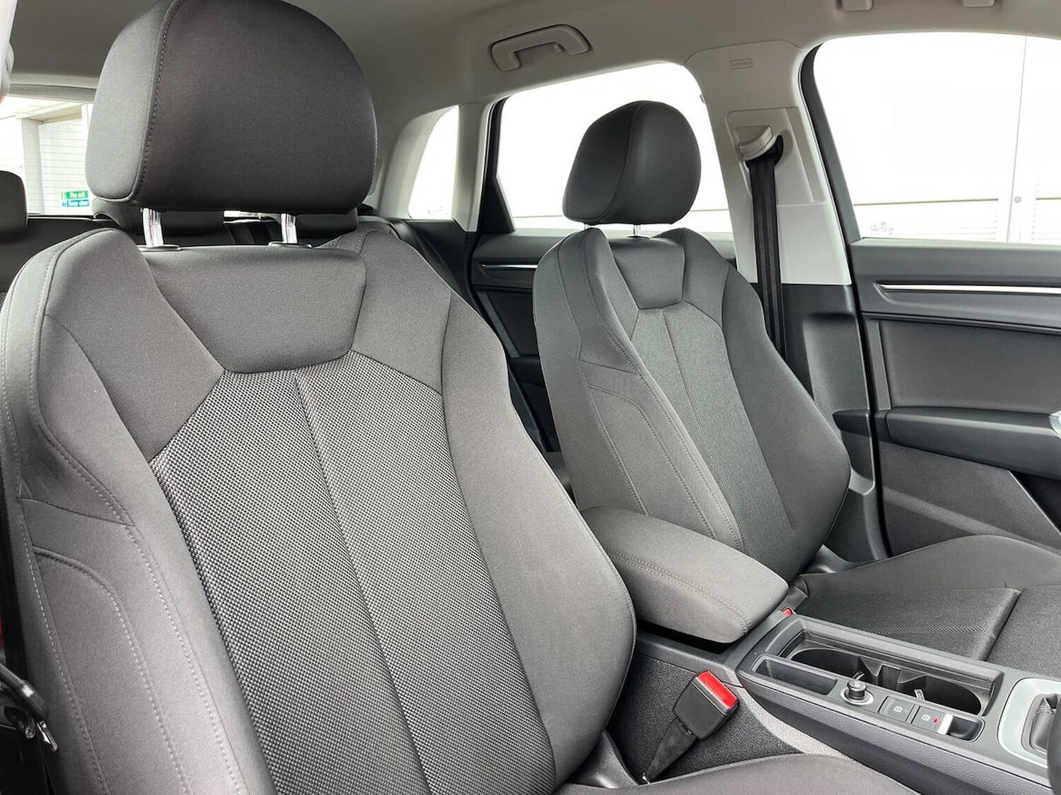Used Audi Q3 2019 for sale - 76040679: Photo 25
