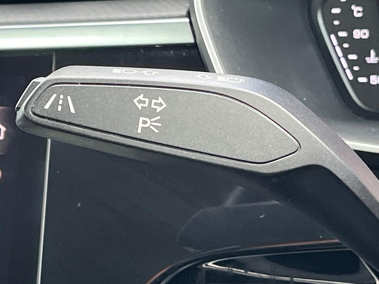 Used Audi Q3 2019 for sale - 76040679: Photo 28