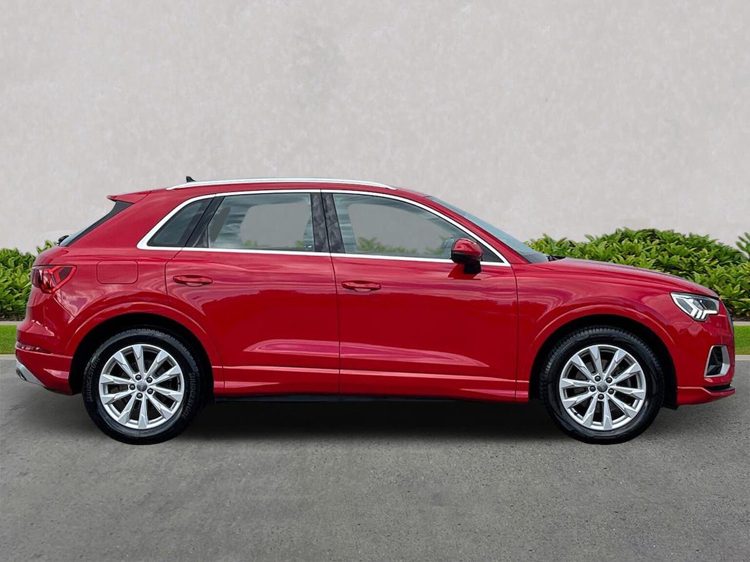 Used Audi Q3 2019 for sale - 76040679: Photo 3