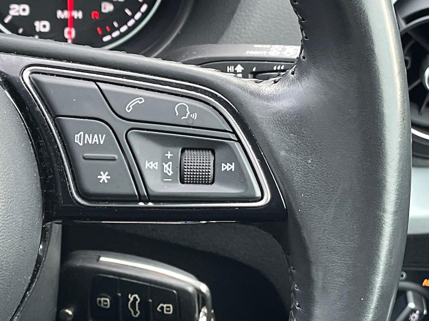 Used Audi Q2 2018 for sale - 77001878: Photo 26