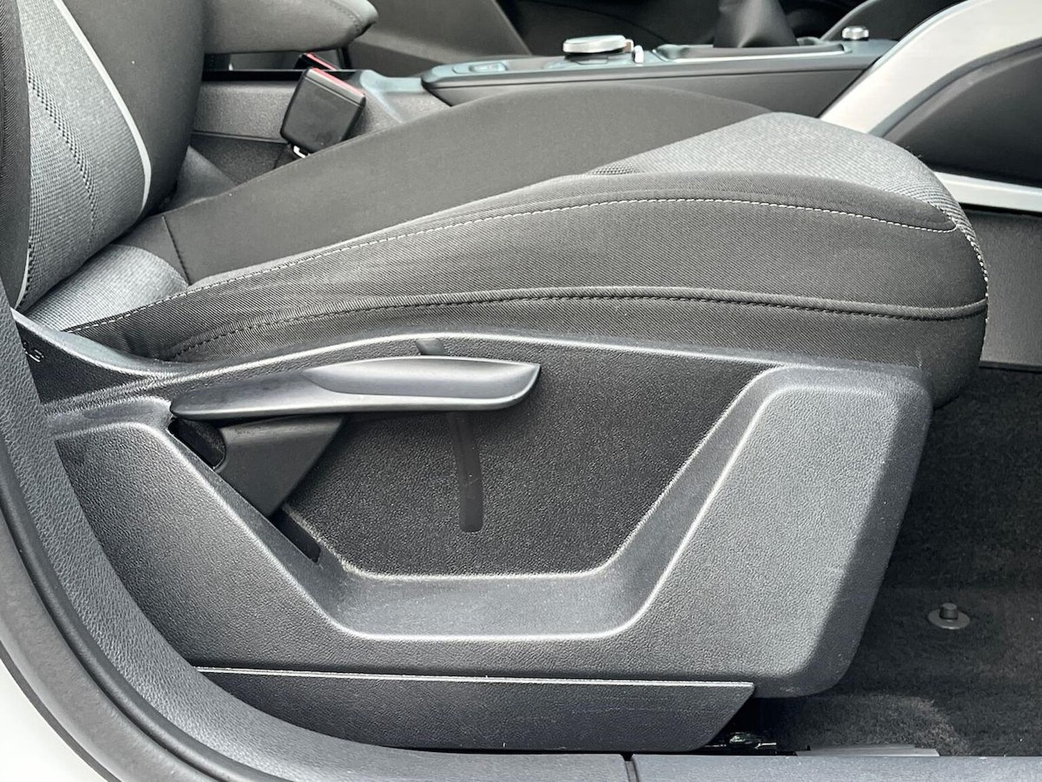 Used Audi Q2 2018 for sale - 77001878: Photo 30