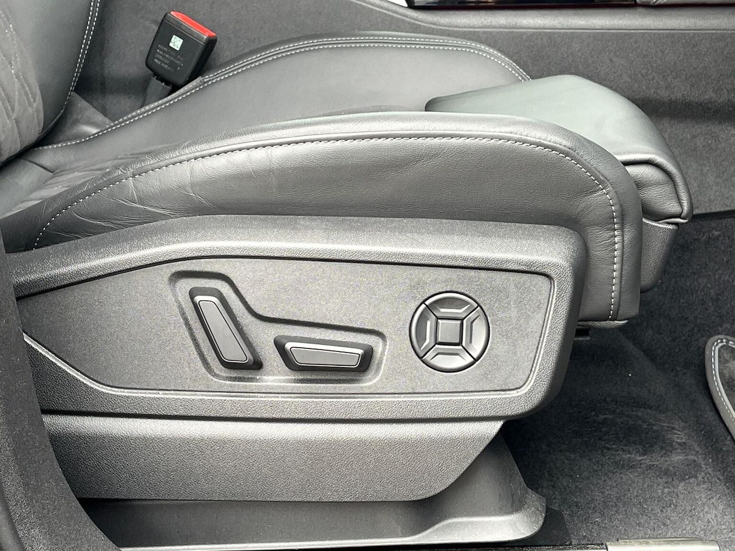 Used Audi Q5 2025 for sale - 76517945: Photo 30