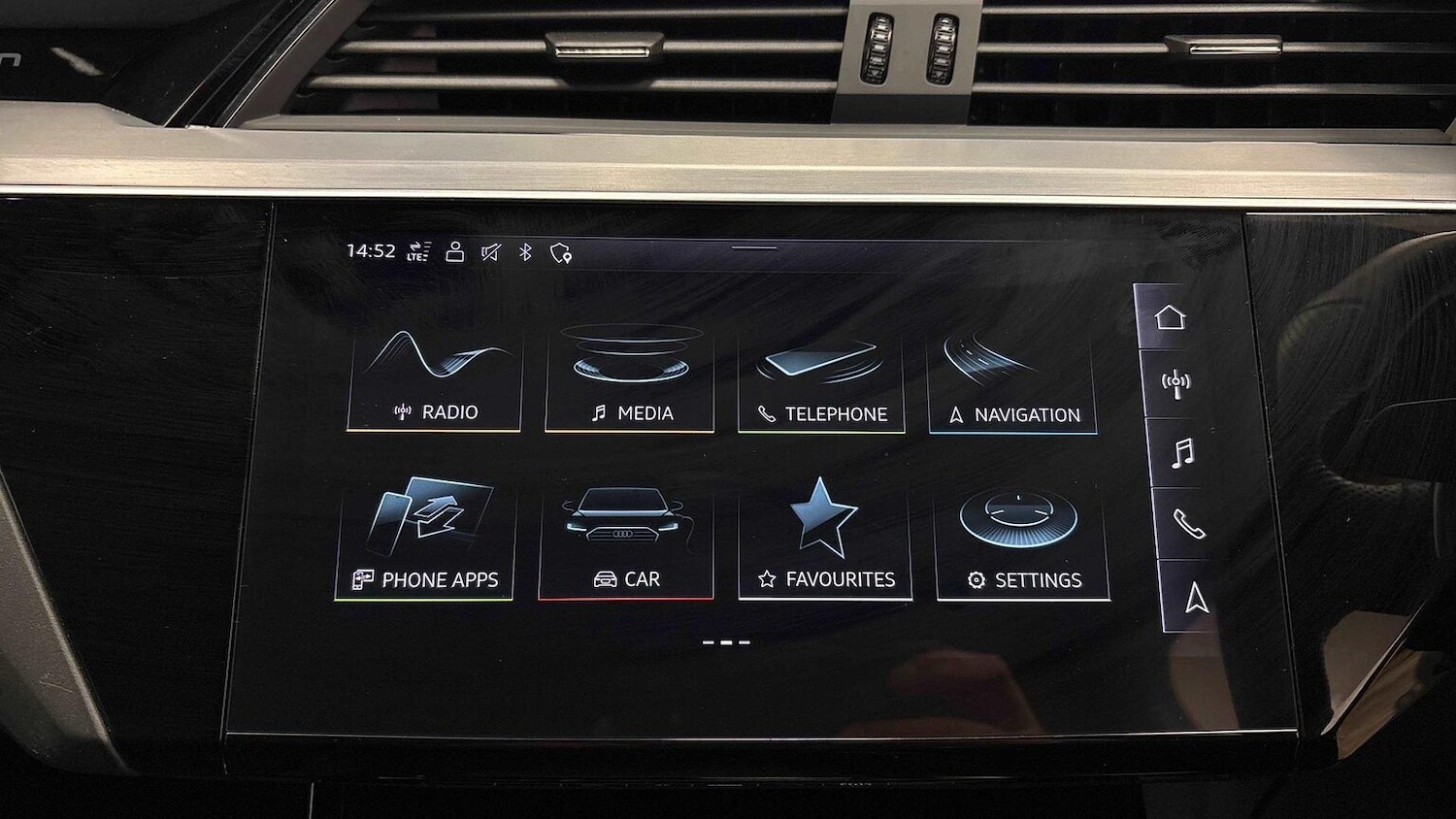 Used Audi e-tron 2023 for sale - 78193692: Photo 10