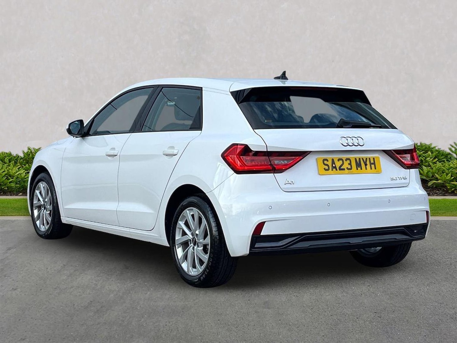 Used Audi A1 2023 for sale - 78193746: Photo 2