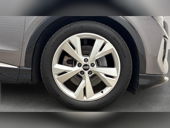Used Audi Q4 e-tron 2023 for sale - 79594240: Photo