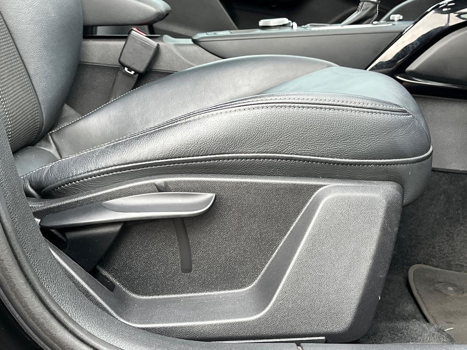 Used Audi Q2 2020 for sale - 76892111: Photo 30