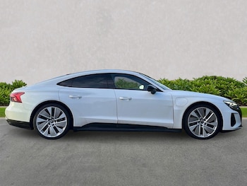 Used Audi RS e-tron GT 2021 for sale - 77488994: Photo