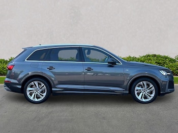 Used Audi Q7 2024 for sale - 79380328: Photo
