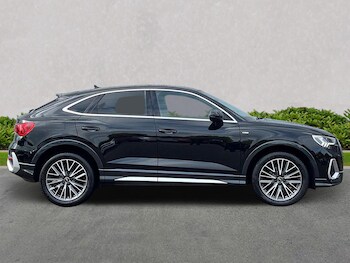 Used Audi Q3 2023 for sale - 75987779: Photo