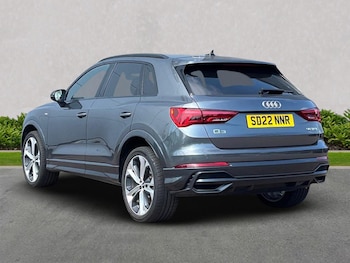 Used Audi Q3 2022 for sale - 75593200: Photo