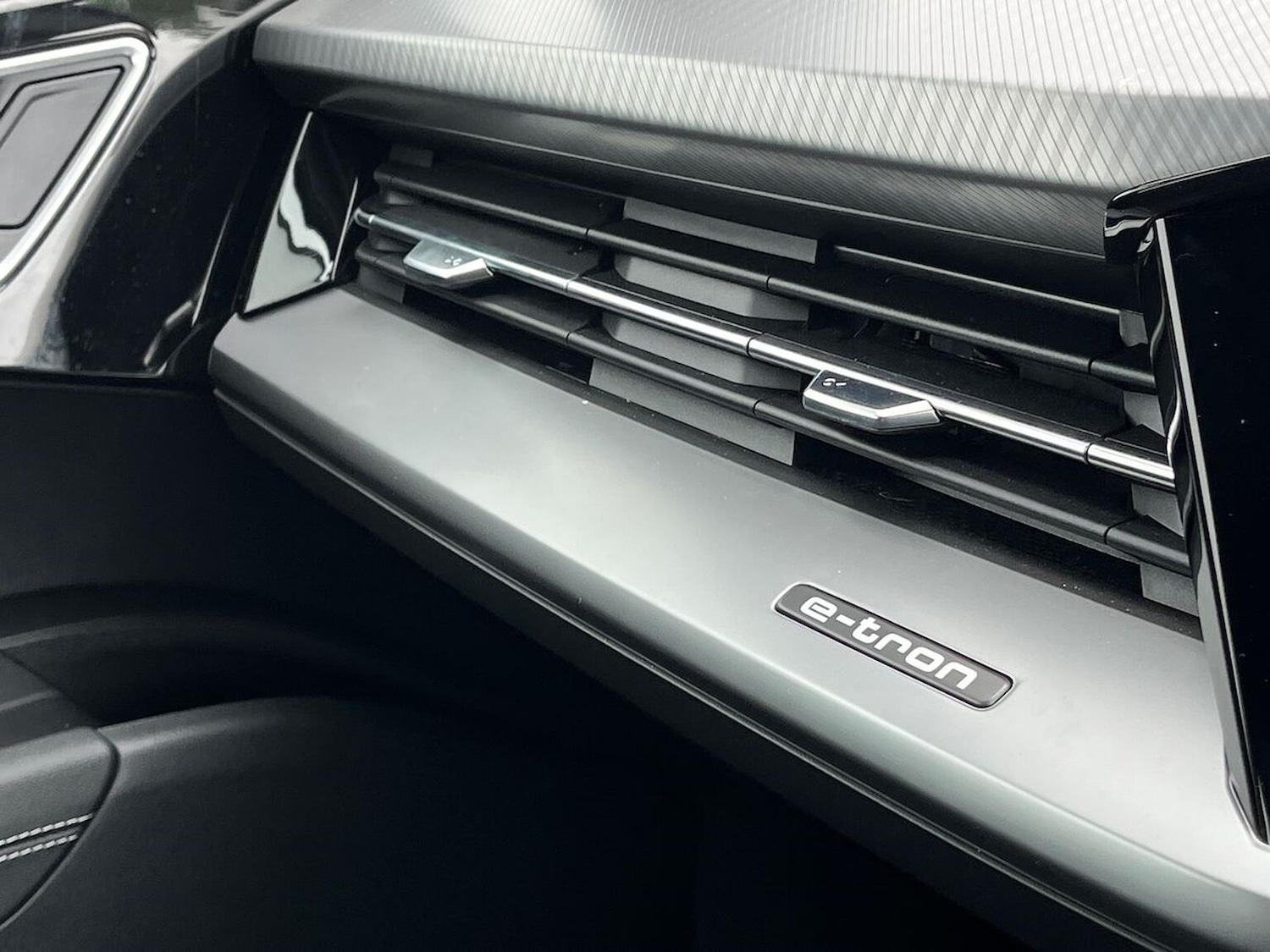 Used Audi Q4 e-tron 2025 for sale - 76177626: Photo 22