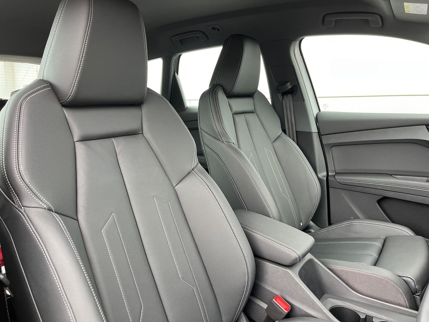 Used Audi Q4 e-tron 2025 for sale - 76177626: Photo 25