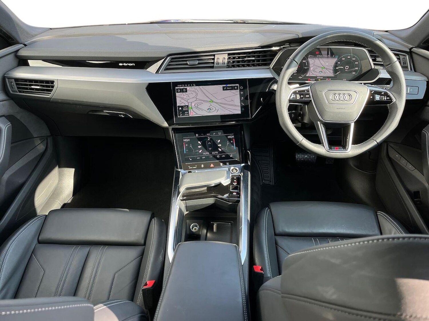 Used Audi e-tron 2023 for sale - 78193655: Photo 10