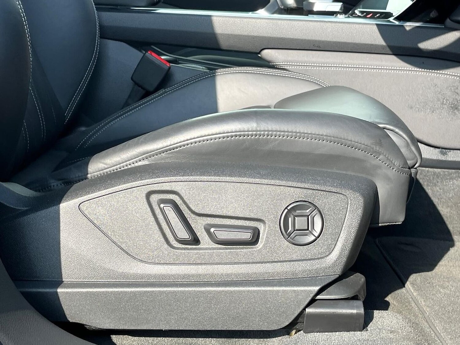 Used Audi e-tron 2023 for sale - 78193655: Photo 32