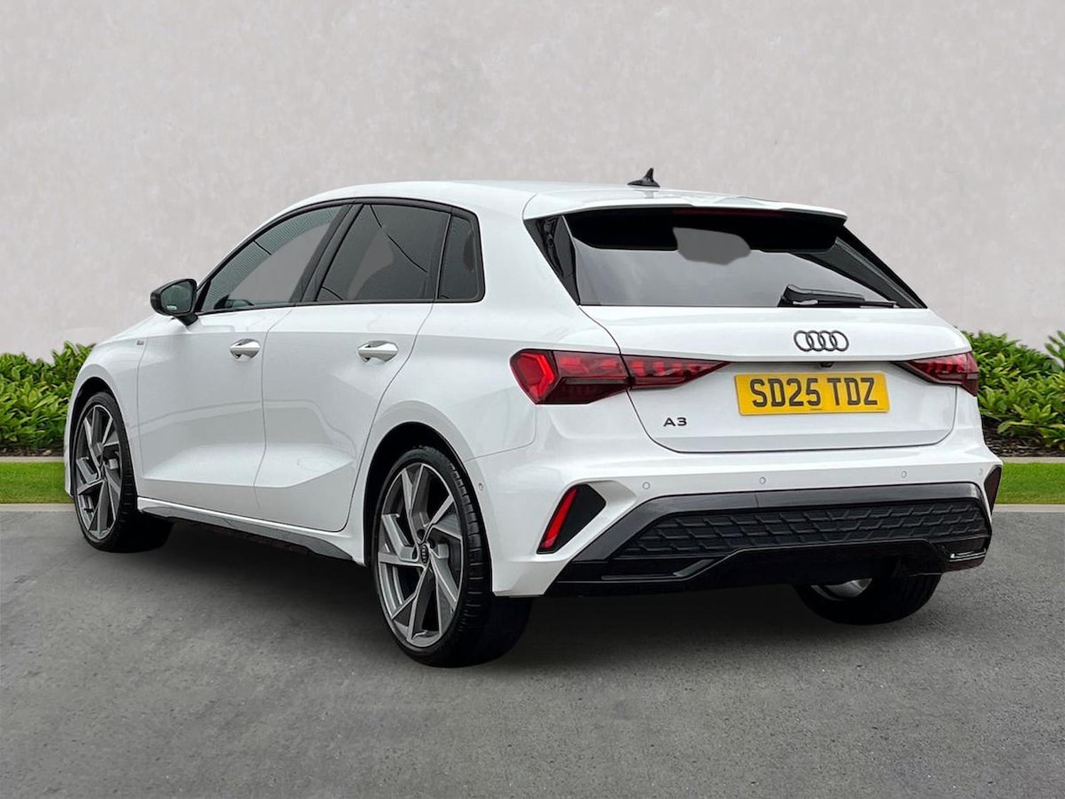 Used Audi A3 2025 for sale - 76492438: Photo 2