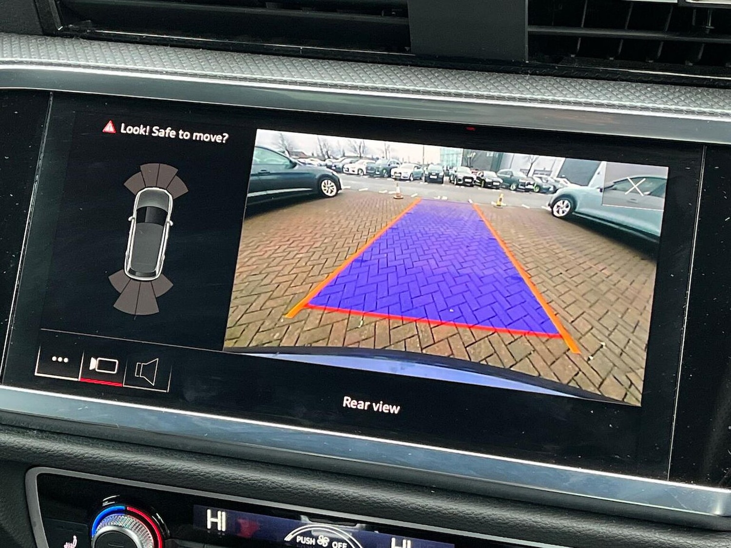 Used Audi Q3 2022 for sale - 76853938: Photo 23