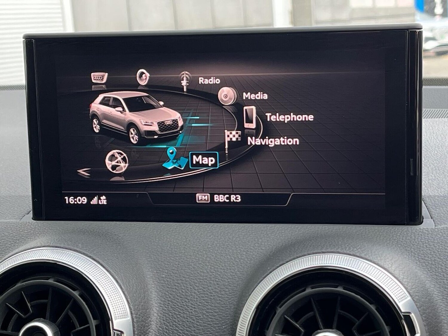 Used Audi Q2 2024 for sale - 76477286: Photo 11