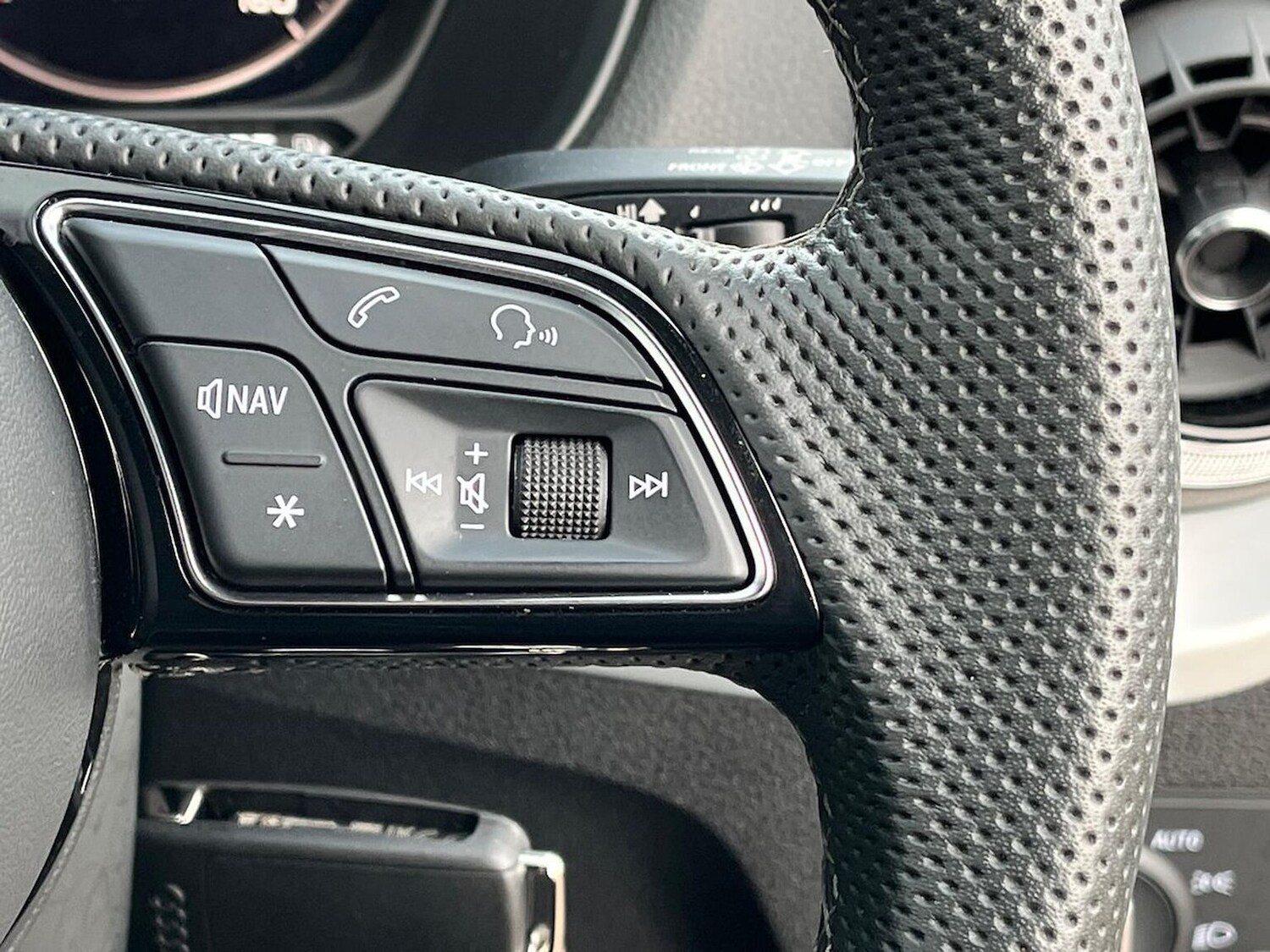 Used Audi Q2 2024 for sale - 76477286: Photo 26