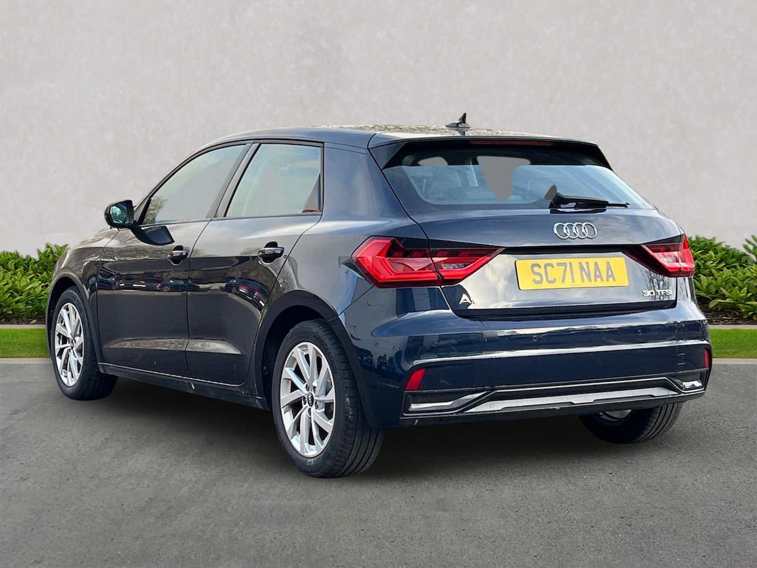 Used Audi A1 2021 for sale - 77916112: Photo 2