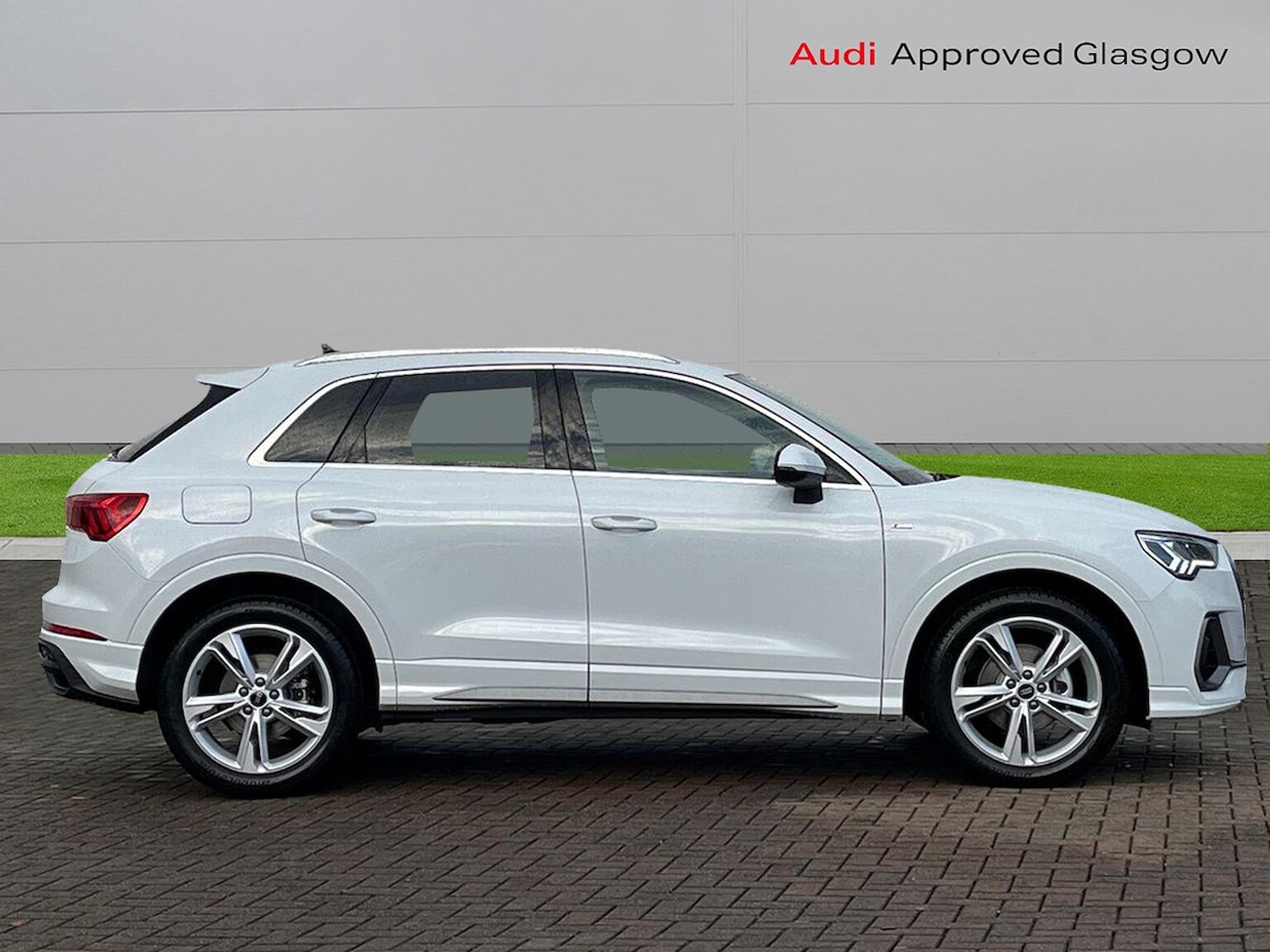 Used Audi Q3 2024 for sale - 76129070: Photo 3