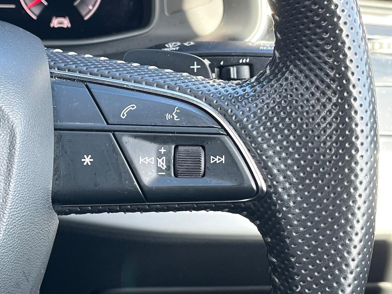 Used Audi Q8 2020 for sale - 78193663: Photo 28