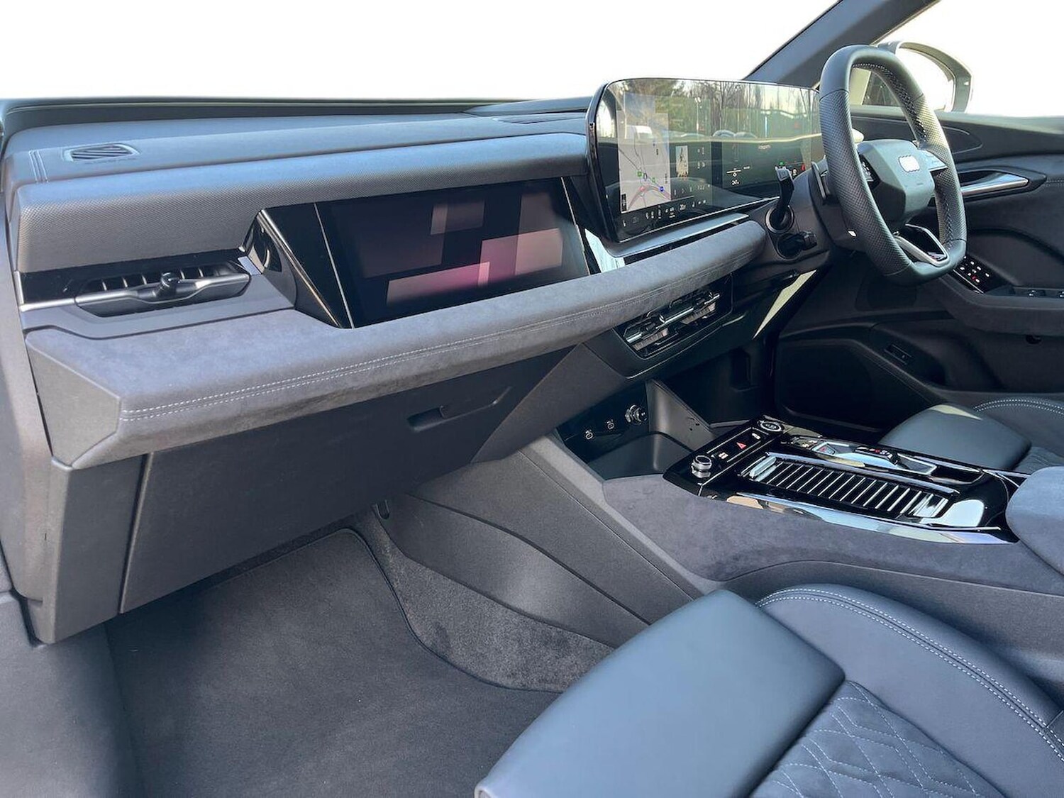 Used Audi Q6 e-tron 2025 for sale - 78194164: Photo 7