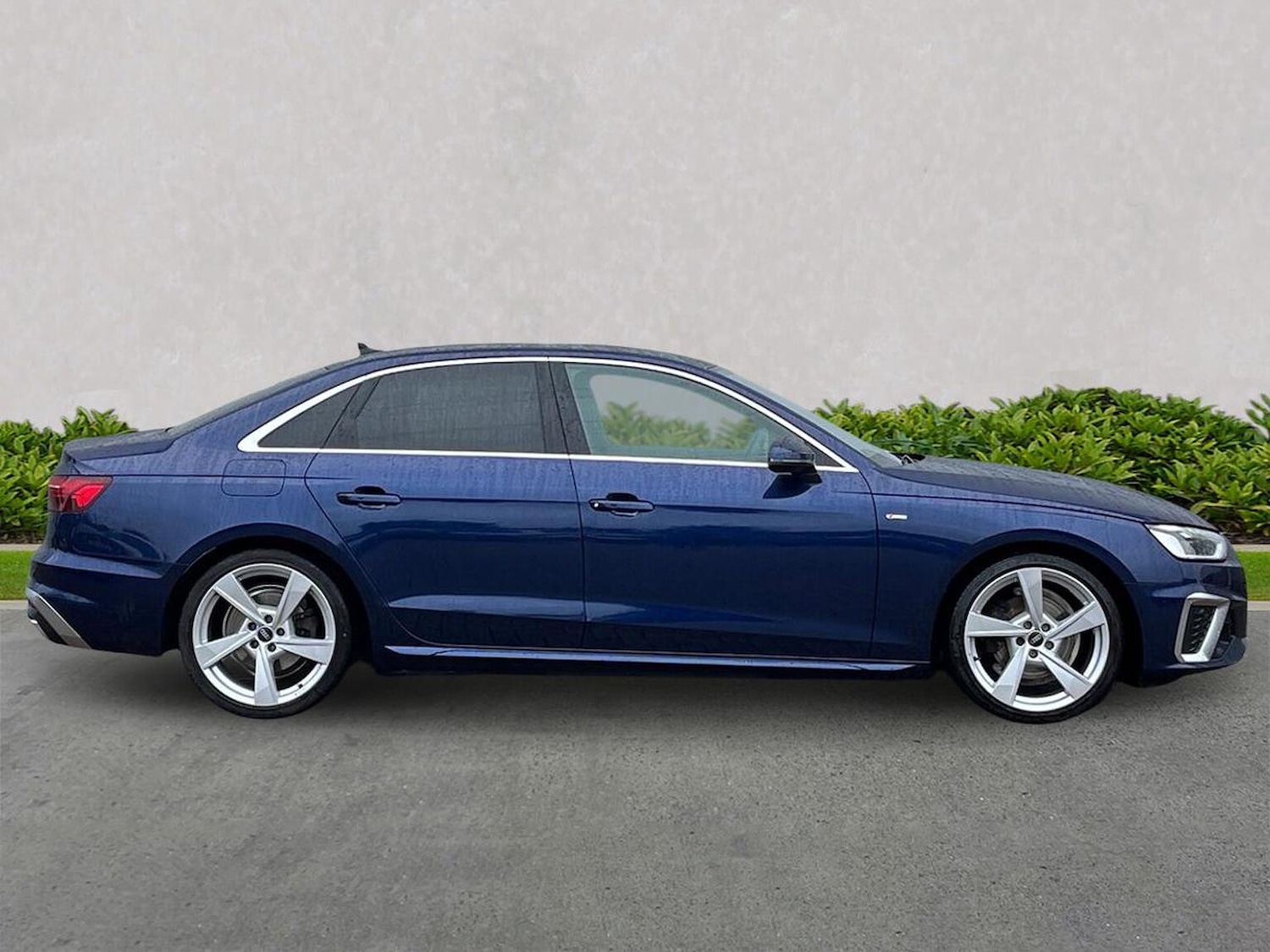 Used Audi A4 2022 for sale - 76340610: Photo 3