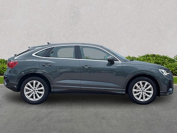 Used Audi Q3 2023 for sale - 78952131: Photo