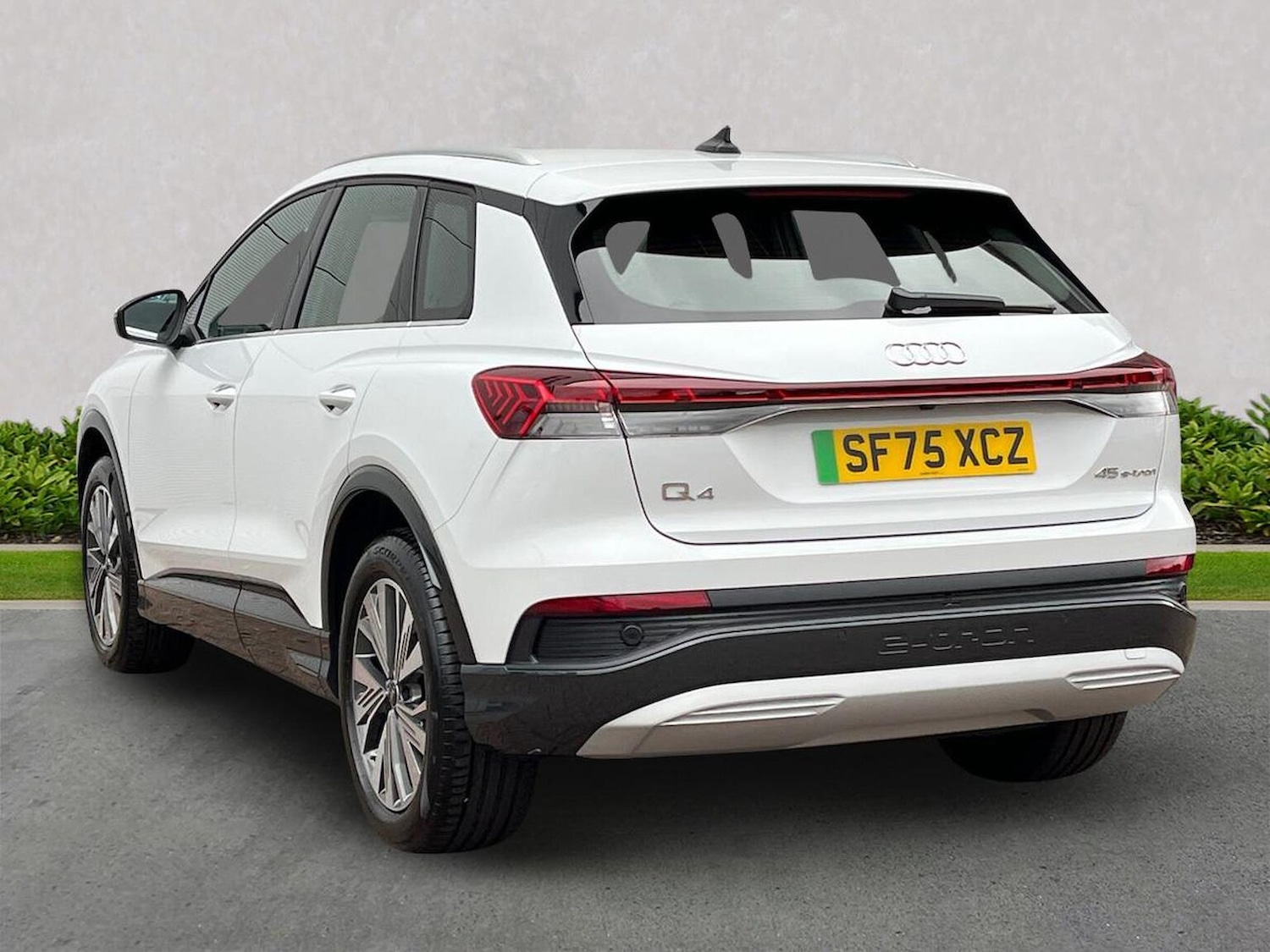 Used Audi Q4 e-tron 2025 for sale - 76643527: Photo 2