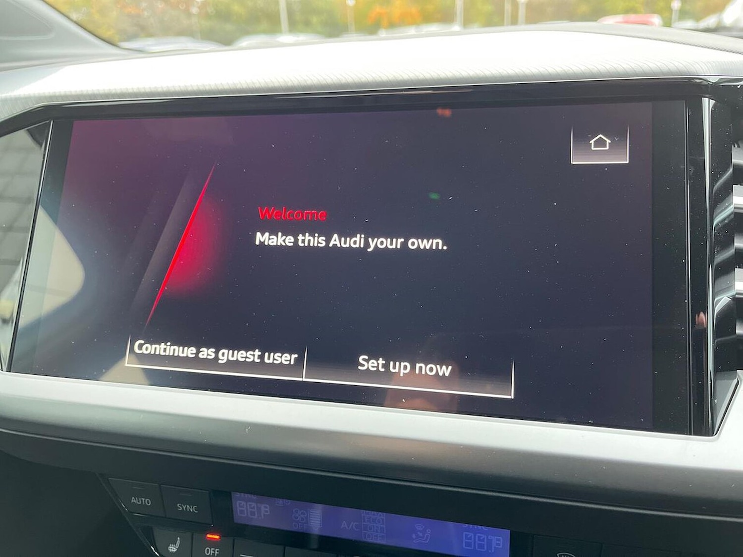 Used Audi Q4 e-tron 2025 for sale - 76643527: Photo 25