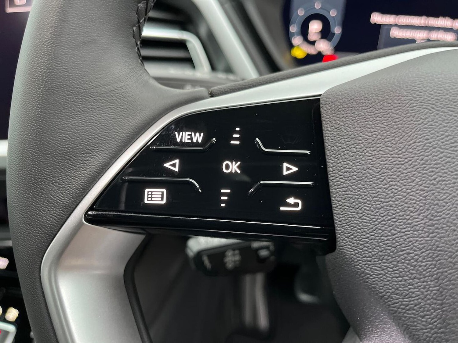 Used Audi Q4 e-tron 2025 for sale - 76643527: Photo 27