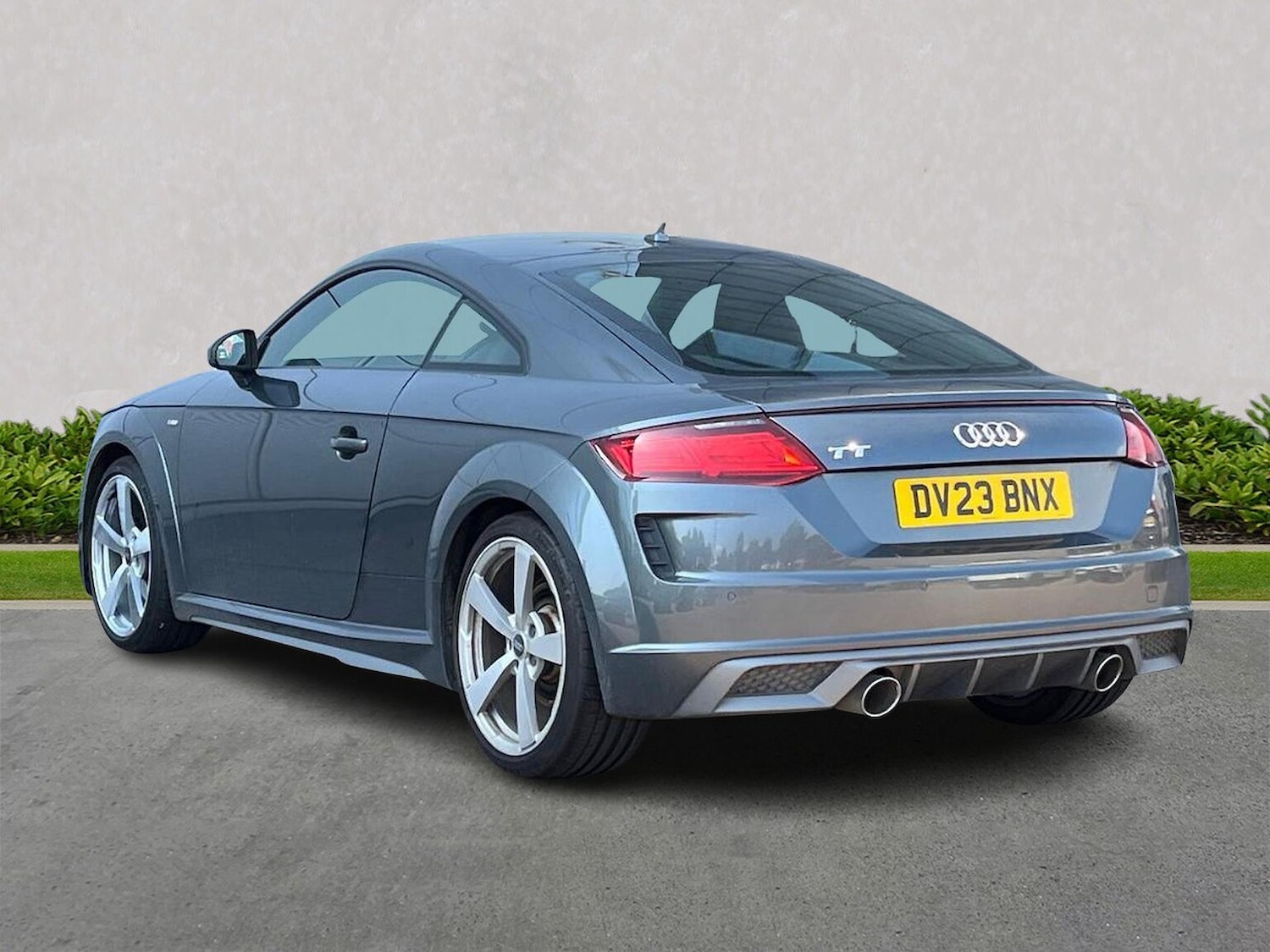 Used Audi TT 2023 for sale - 76681690: Photo 2