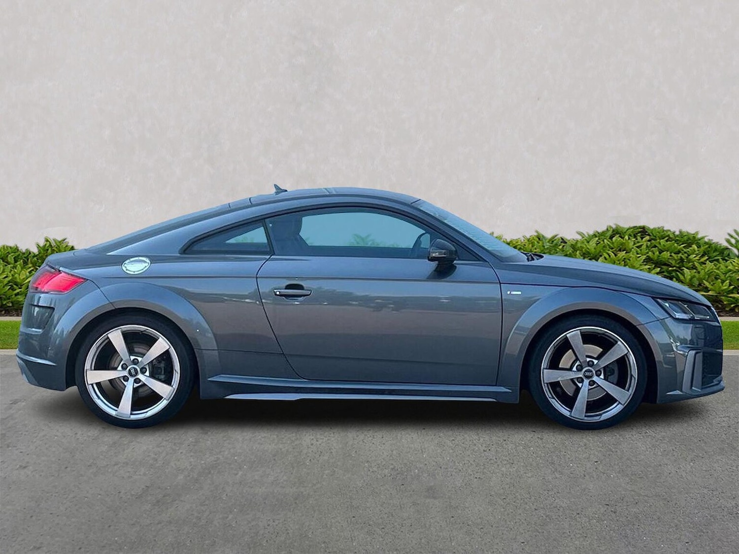 Used Audi TT 2023 for sale - 76681690: Photo 3