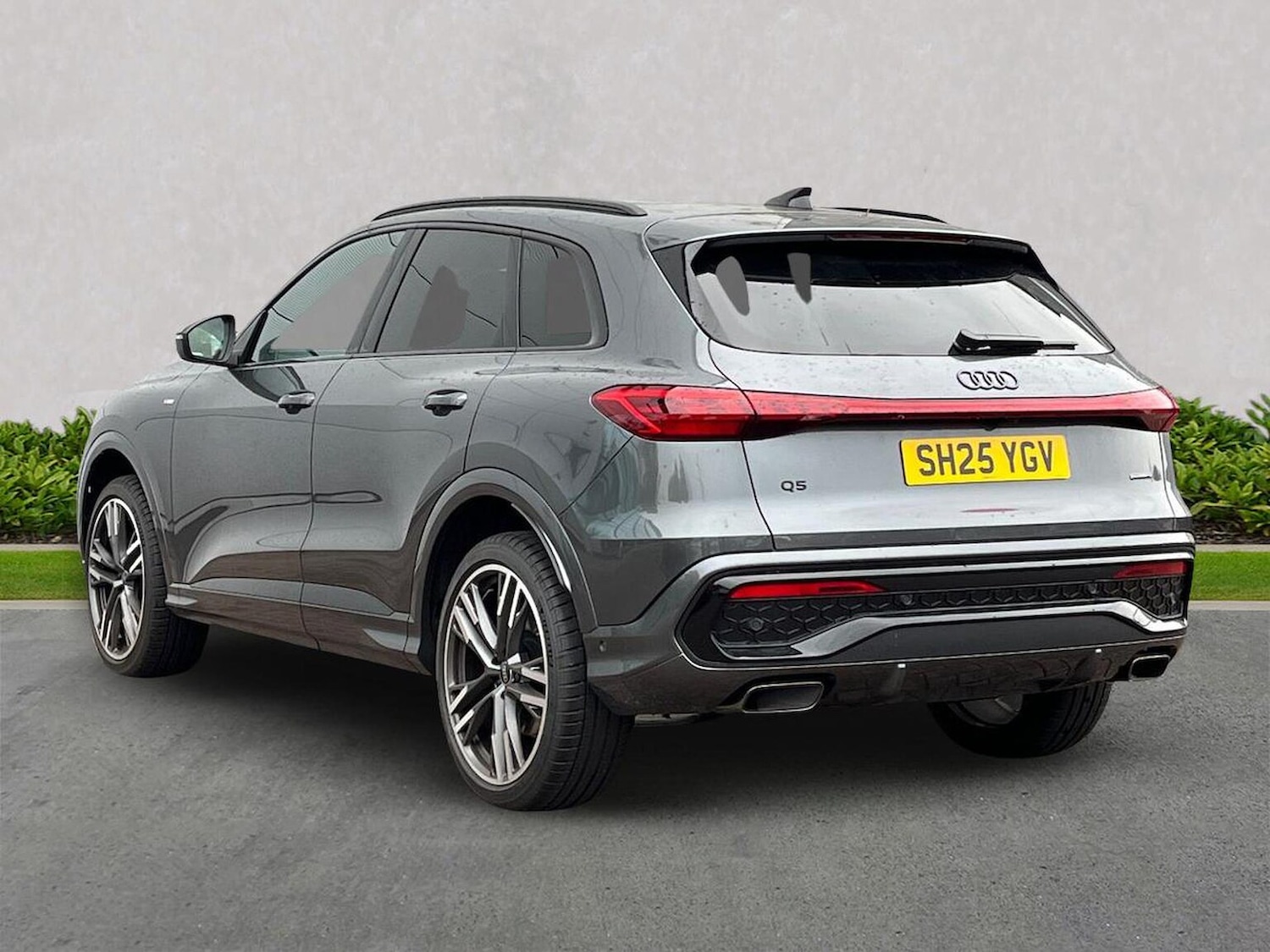 Used Audi Q5 2025 for sale - 76369092: Photo 2