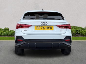 Used Audi Q3 2024 for sale - 75525510: Photo