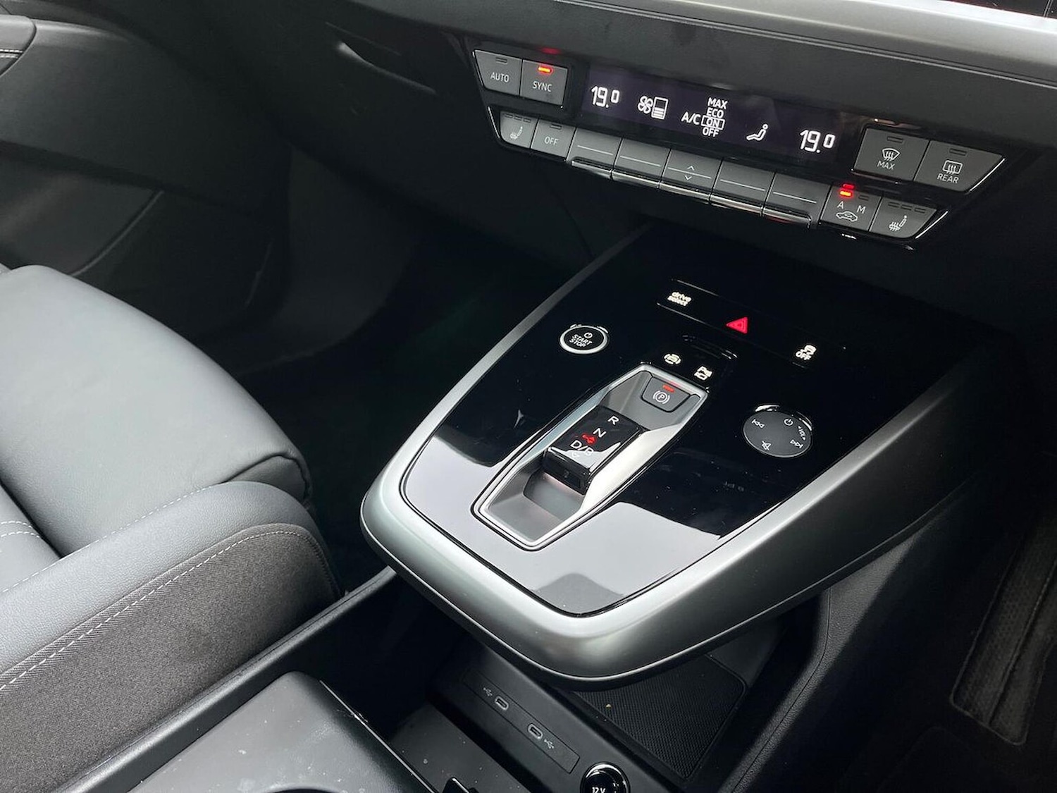 Used Audi Q4 e-tron 2025 for sale - 76919011: Photo 13