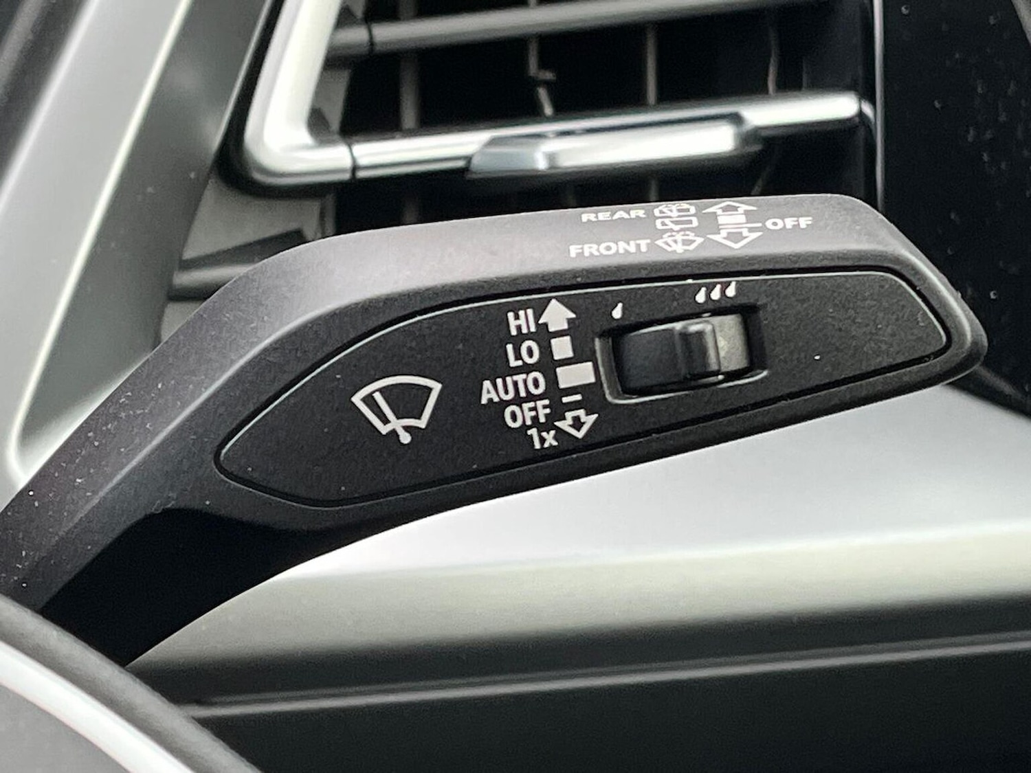 Used Audi Q4 e-tron 2025 for sale - 76919011: Photo 29