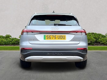 Used Audi Q4 e-tron 2025 for sale - 76919011: Photo