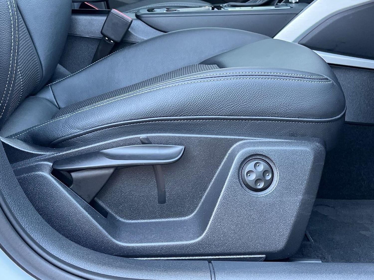 Used Audi Q2 2025 for sale - 76536577: Photo 30