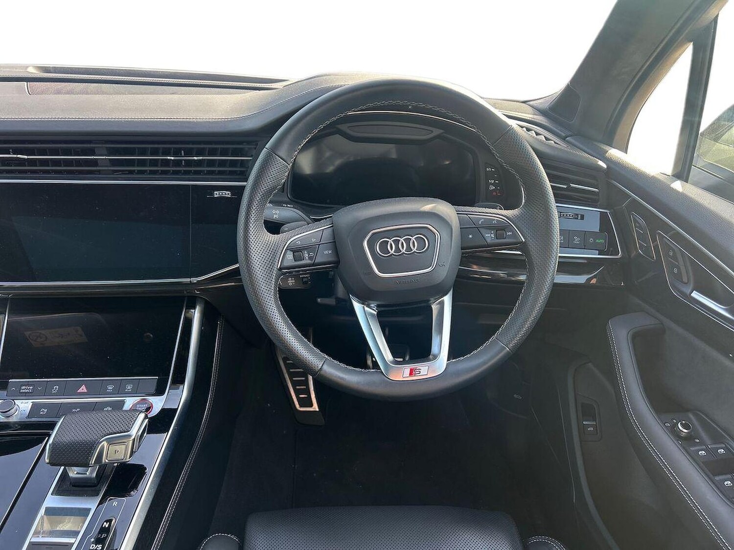 Used Audi Q7 2023 for sale - 78193778: Photo 11