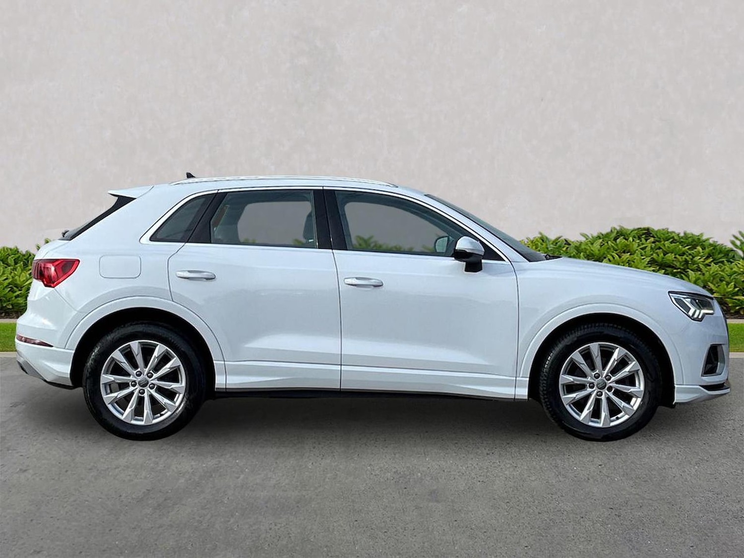 Used Audi Q3 2019 for sale - 78039357: Photo 3