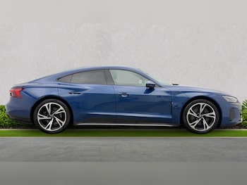 Used Audi e-tron GT 2023 for sale - 78646716: Photo