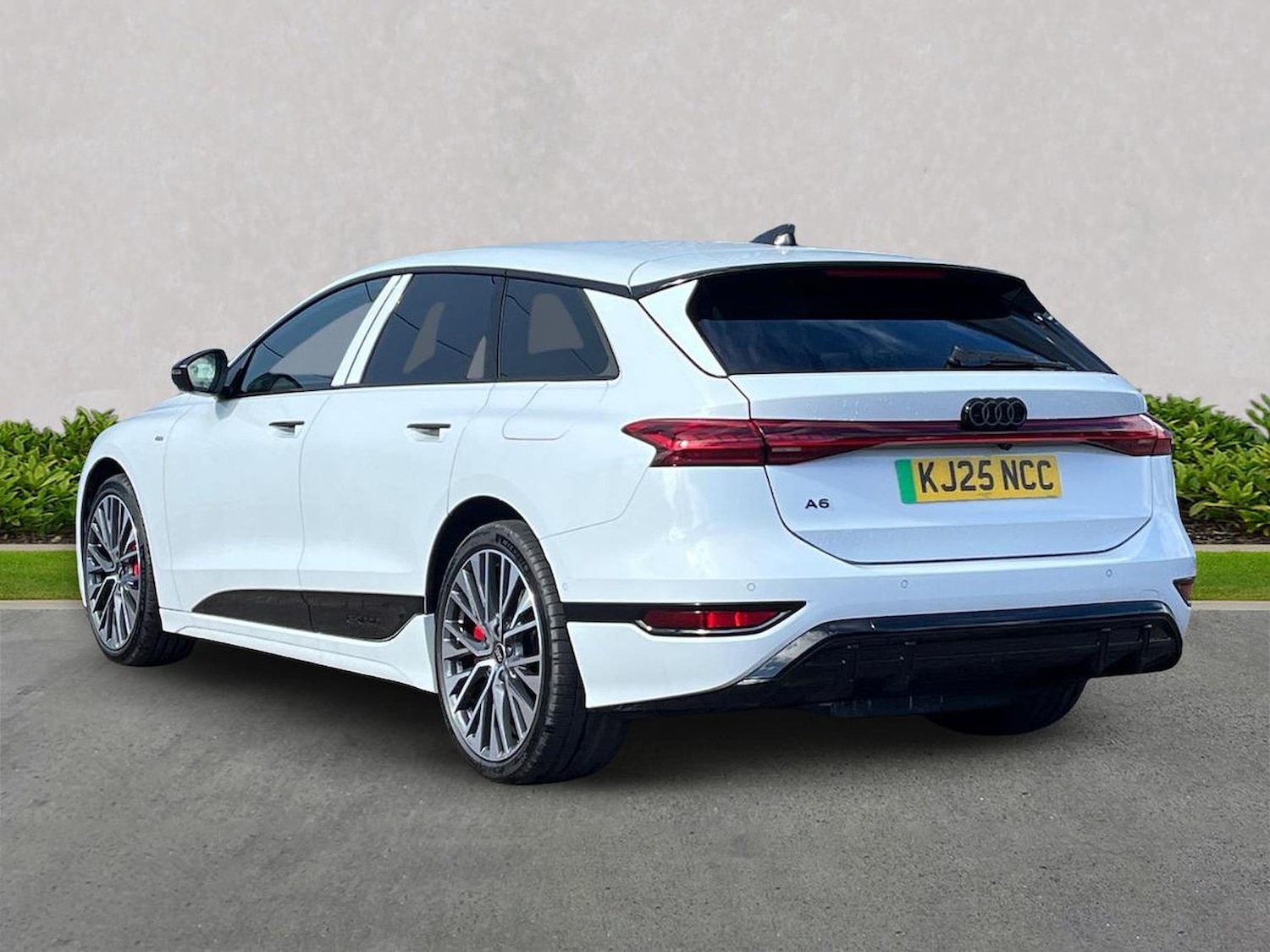 Used Audi A6 2025 for sale - 78193817: Photo 2